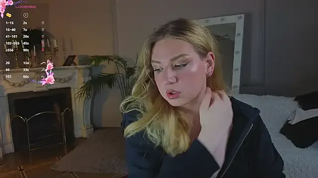 leiamegan – webcam model profile photo Image 3