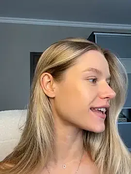 -Miray- – webcam model profile photo Image 11