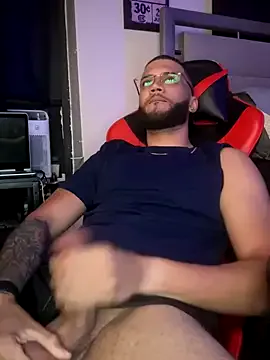 Alexxpussy – webcam model profile photo Image 2