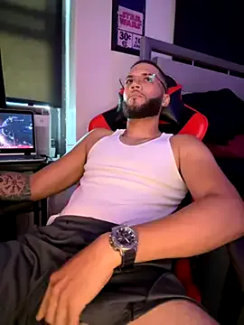 Alexxpussy – webcam model profile photo Image 7