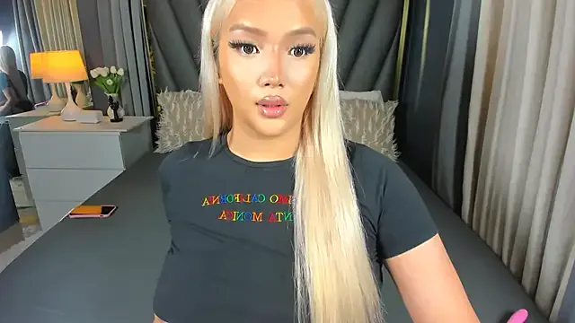 -Miray- – webcam model profile photo Image 8