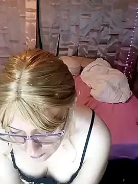 valeria_lewiis – webcam model profile photo Image 6