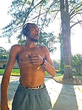 PIPIShoei – webcam model profile photo Image 11