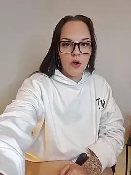 Hot_Piya_1 – webcam model profile photo Image 3