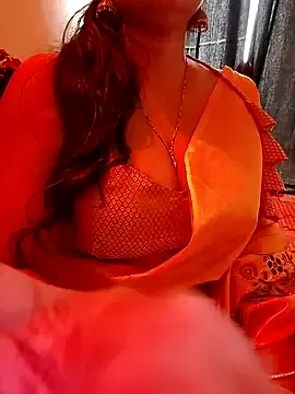 leidycrstnch21 – webcam model profile photo Image 5