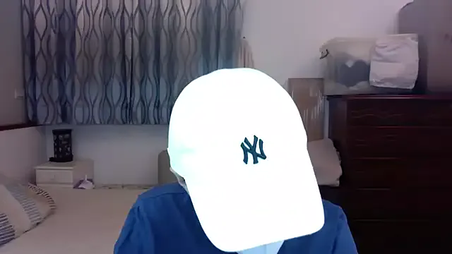 Alexxpussy – webcam model profile photo Image 3