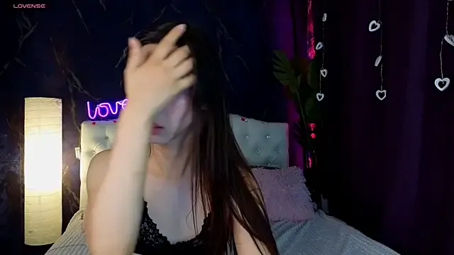 lullaby_charade – webcam model profile photo Image 9