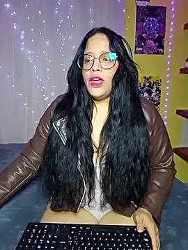 olivia_fox69 – webcam model profile photo Image 2