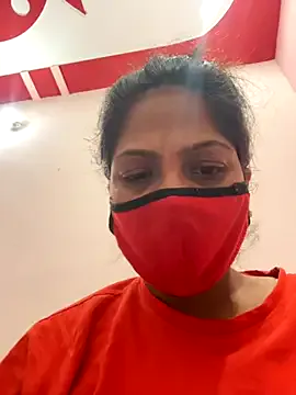 Linnea – webcam model profile photo Image 17