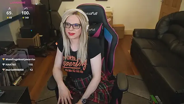 alana15 – webcam model profile photo Image 4