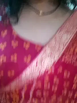 bambi_lu – webcam model profile photo Image 5