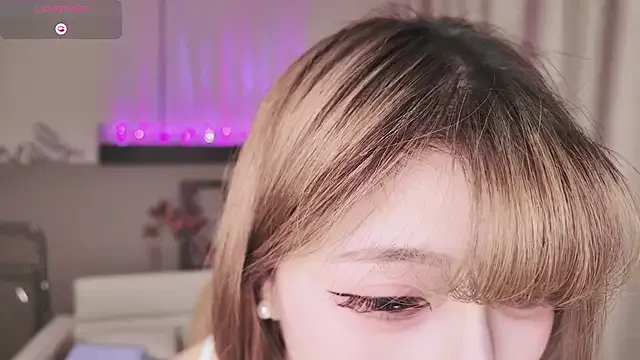 faplex – webcam model profile photo Image 8