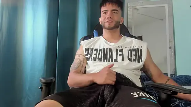 matteoricci_ – webcam model profile photo Image 3