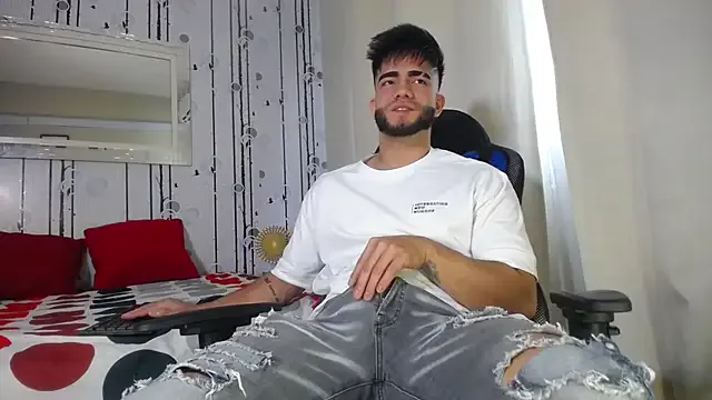 matteoricci_ – webcam model profile photo Image 9