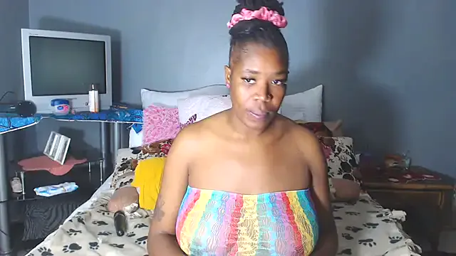 bambi_lu – webcam model profile photo Image 13