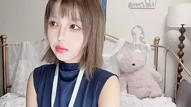 alana15 – webcam model profile photo Image 16