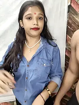 Keep_us_wild – webcam model profile photo Image 4