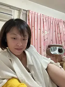 Blonde_sexy21 – webcam model profile photo Image 2