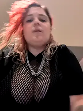 YoungSquad – webcam model profile photo Image 12