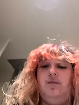 YoungSquad – webcam model profile photo Image 17