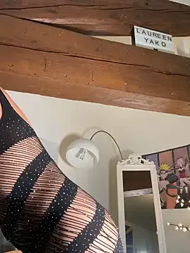 HopeHeaven – webcam model profile photo Image 12