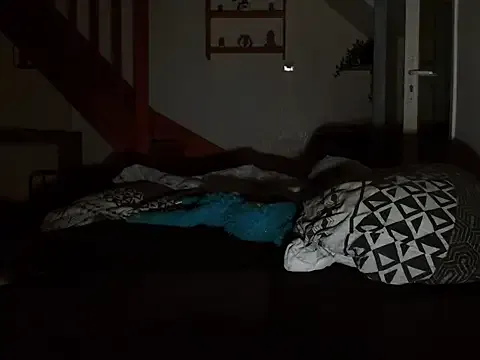 bambi_lu – webcam model profile photo Image 8