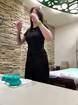 bambi_lu – webcam model profile photo Image 14