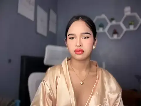 -BalanCe- – webcam model profile photo Image 6