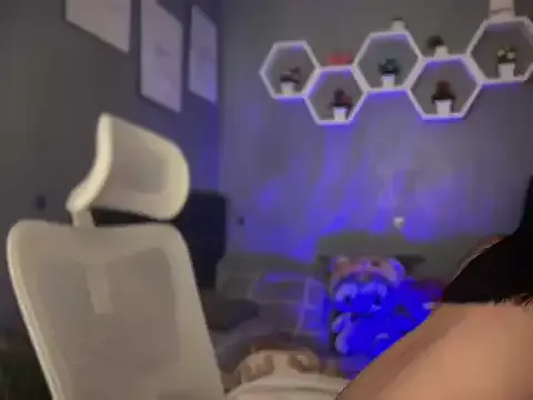 -BalanCe- – webcam model profile photo Image 8