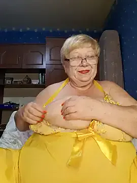 VixyVee – webcam model profile photo Image 8