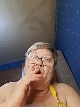 VixyVee – webcam model profile photo Image 9