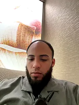 bambi_lu – webcam model profile photo Image 4