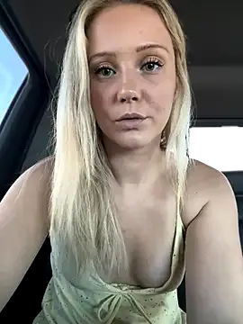 Helen_Vidall – webcam model profile photo Image 12