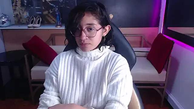 pamela_wolf_ – webcam model profile photo Image 13