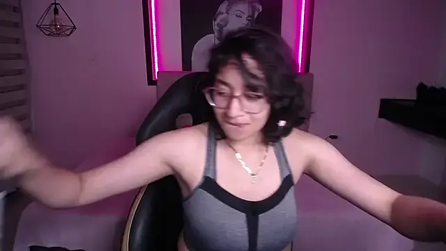 pamela_wolf_ – webcam model profile photo Image 7