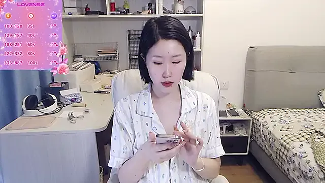 ava_delightt – webcam model profile photo Image 6