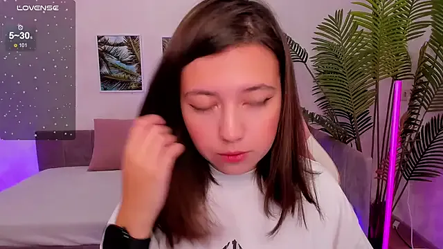 catherine____ – webcam model profile photo Image 15