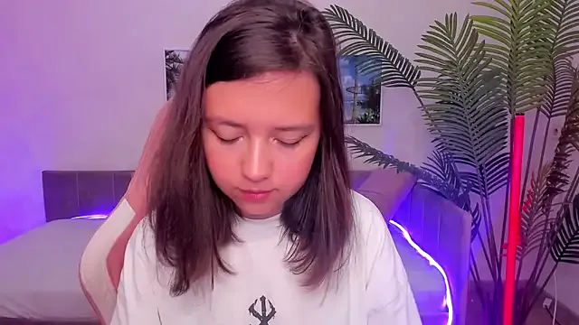 catherine____ – webcam model profile photo Image 9