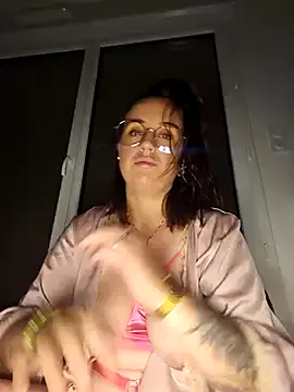 bambi_lu – webcam model profile photo Image 15