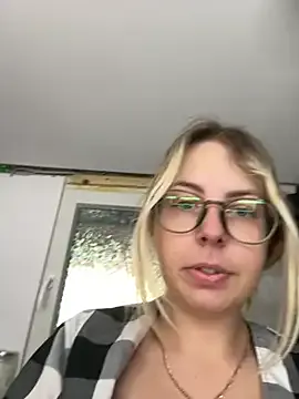 Livewithlucy Image 14