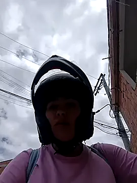 alana15 – webcam model profile photo Image 2