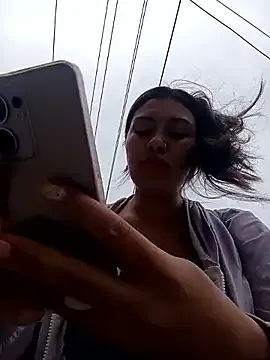 alana15 – webcam model profile photo Image 3