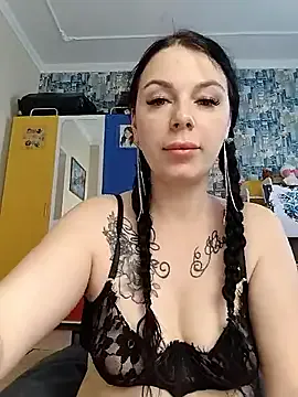 Lola_Hale Image 16