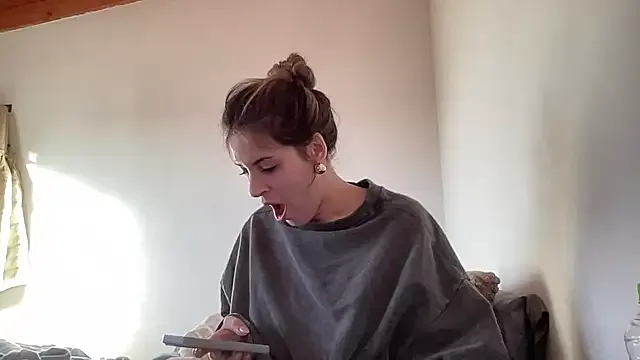 andresgiraldo1 – webcam model profile photo Image 8