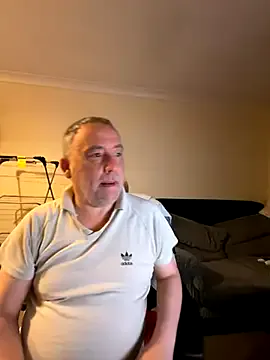 cumb_and_cumber – webcam model profile photo Image 16