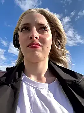 LoraaDoll Image 10