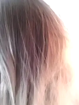 DoriDeluxe66 – webcam model profile photo Image 3