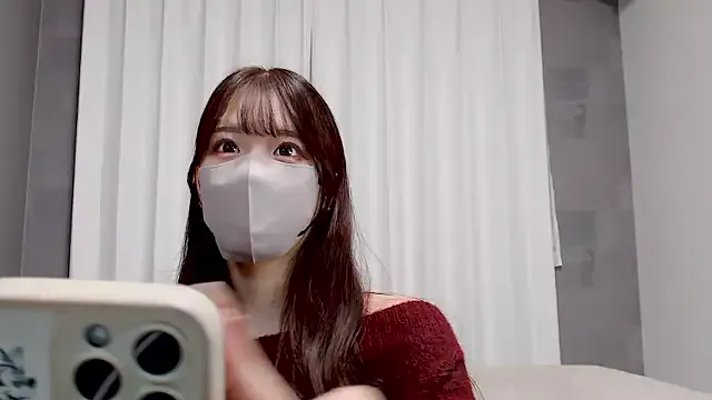 alana_glasses – webcam model profile photo Image 10