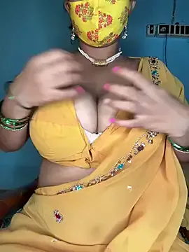 hina_porn – webcam model profile photo Image 13