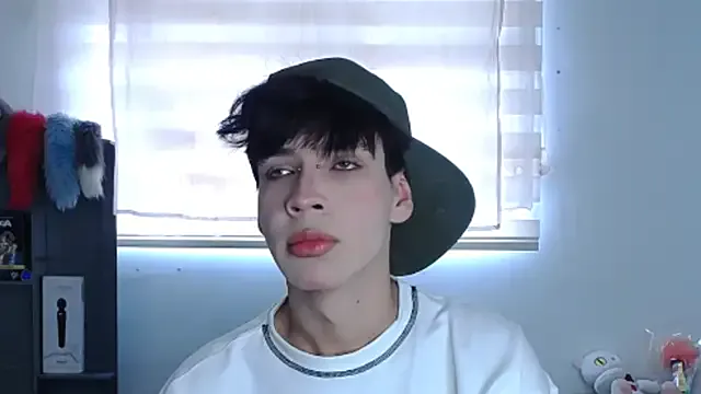 tommyjoyer – webcam model profile photo Image 3